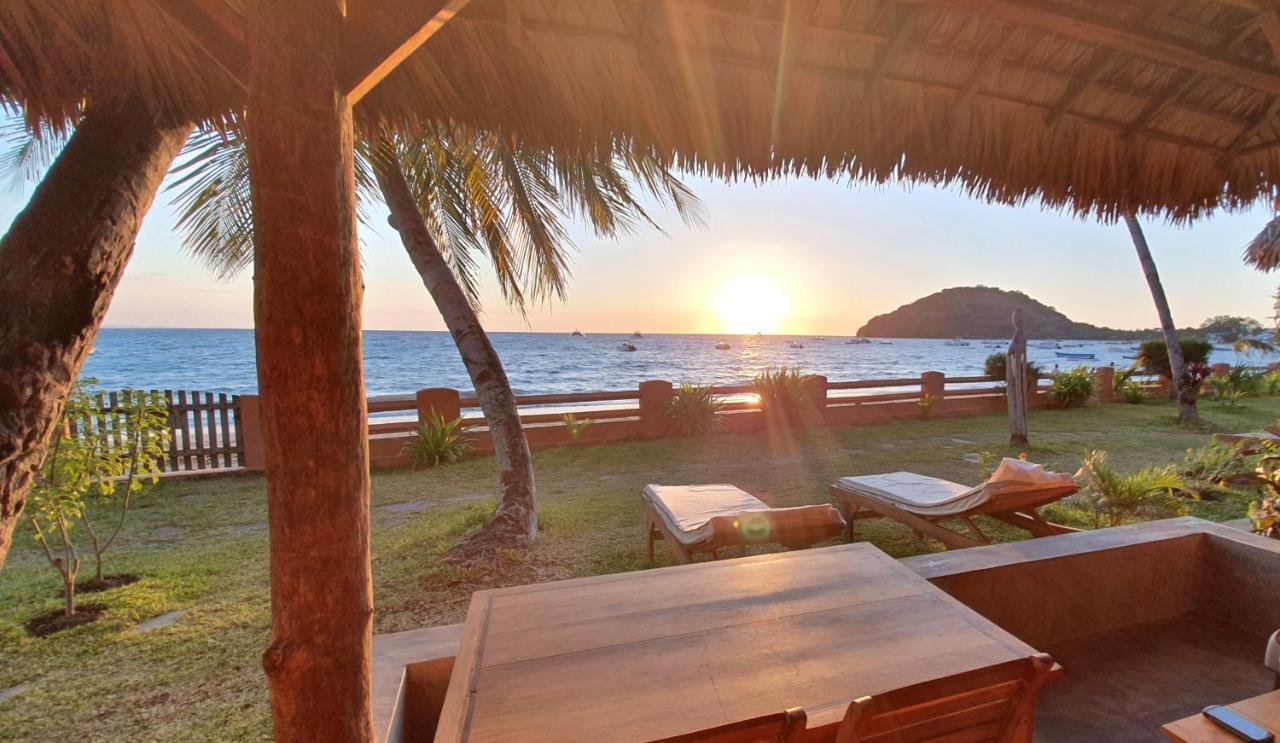 Le Transat Bed & Breakfast Ambatoloaka  Exterior foto