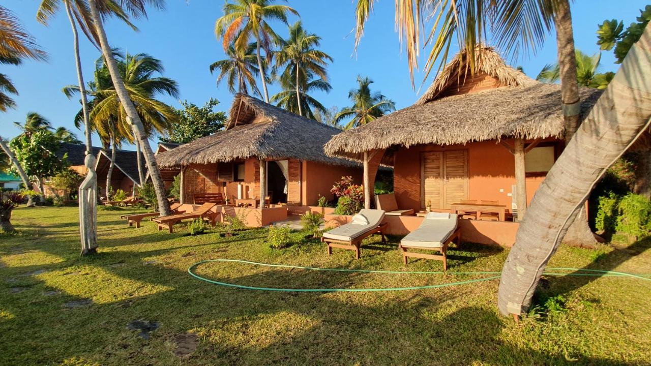 Le Transat Bed & Breakfast Ambatoloaka  Exterior foto